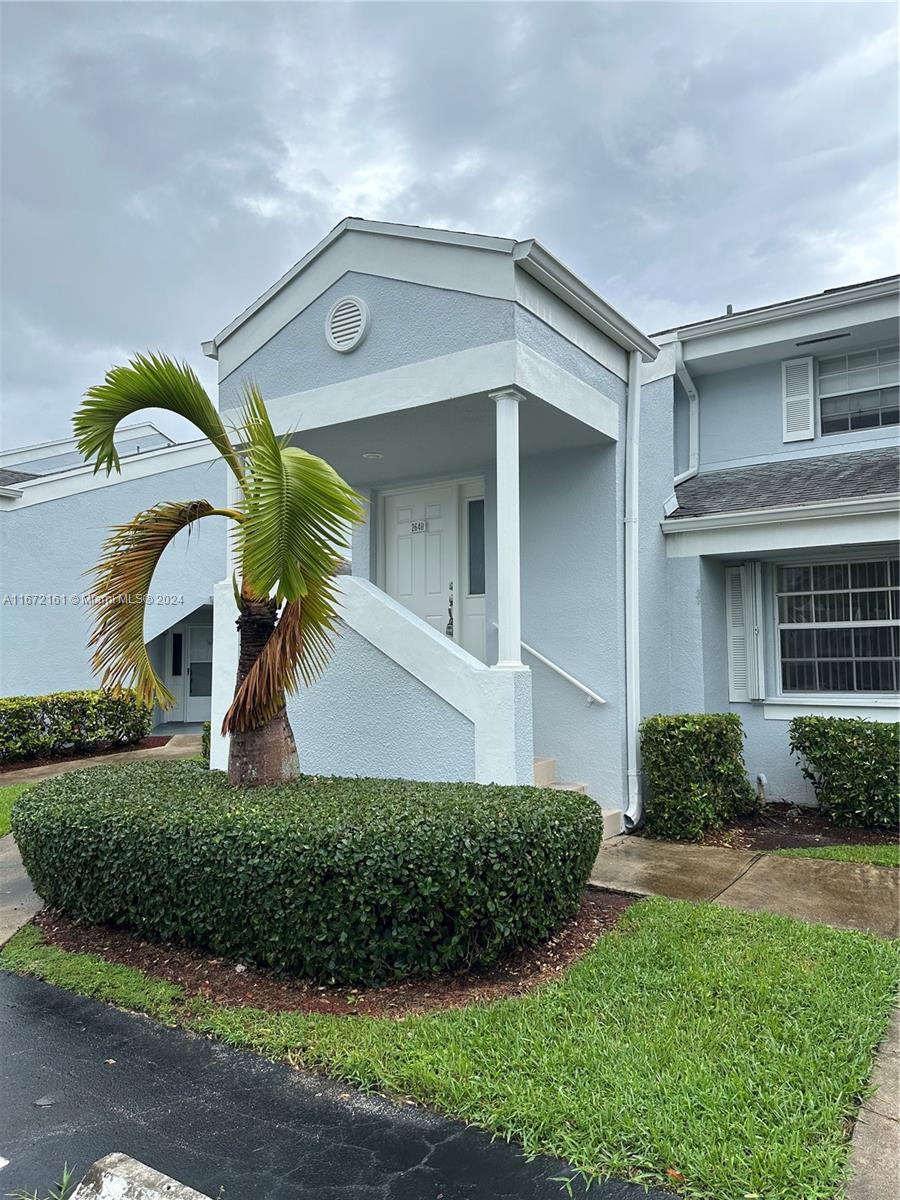 Rental Property at 2640 Se 19th Ct 201-D, Homestead, Miami-Dade County, Florida - Bedrooms: 1 
Bathrooms: 1  - $1,850 MO.