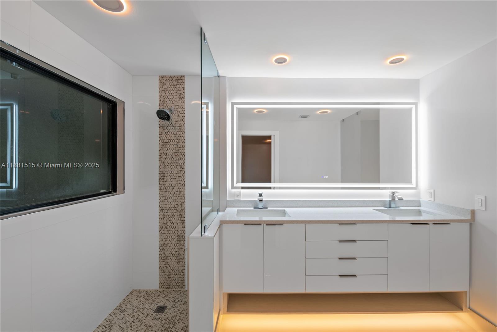 The Villa Residences Of Em - Residential Lease