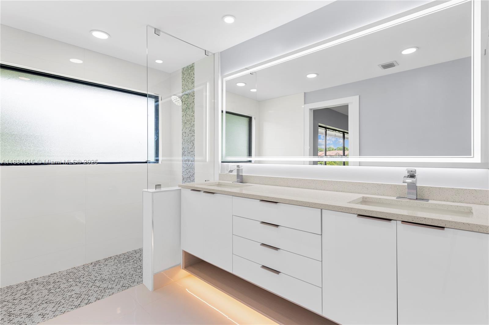 The Villa Residences Of Em - Residential Lease