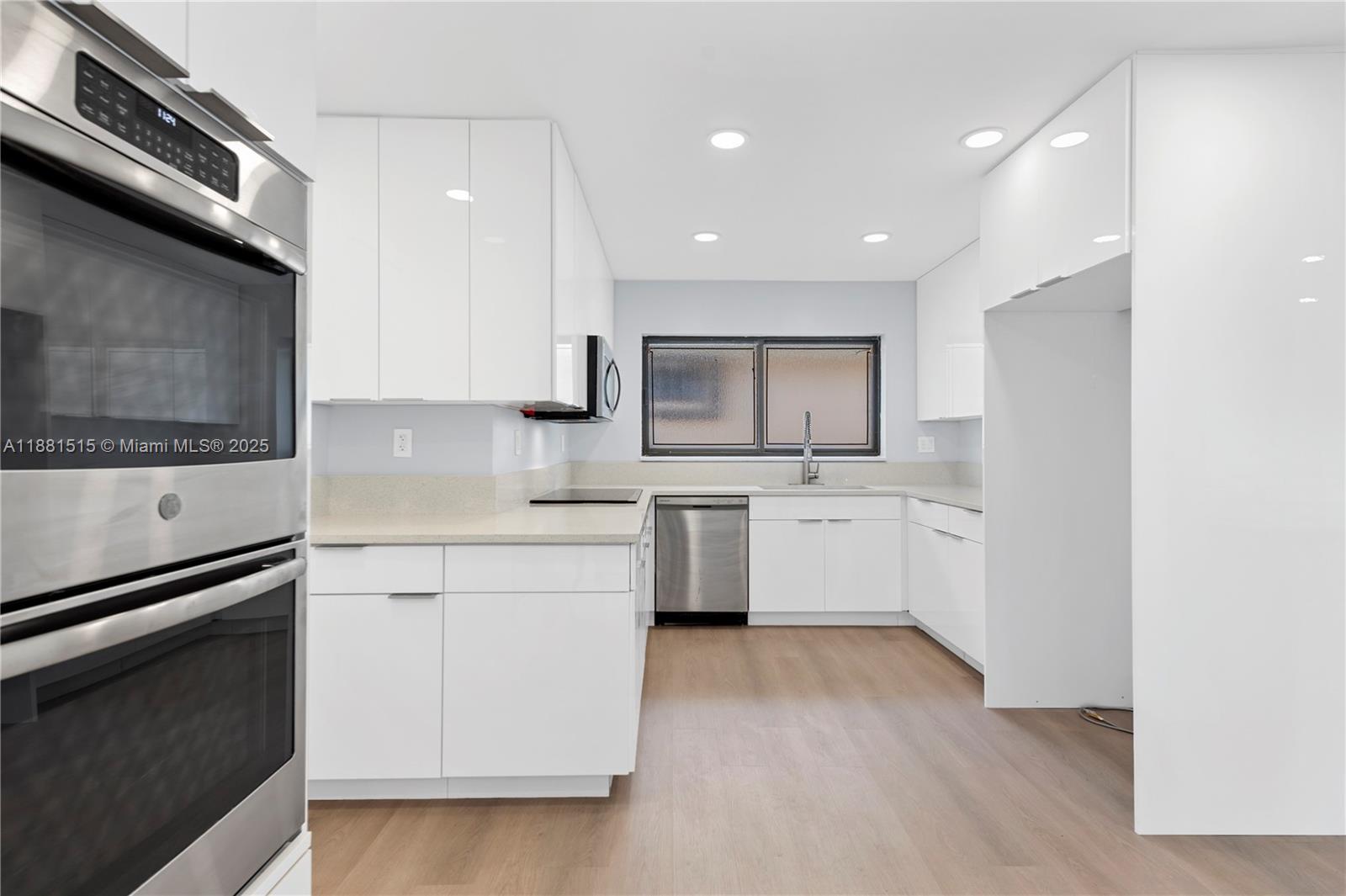 The Villa Residences Of Em - Residential Lease