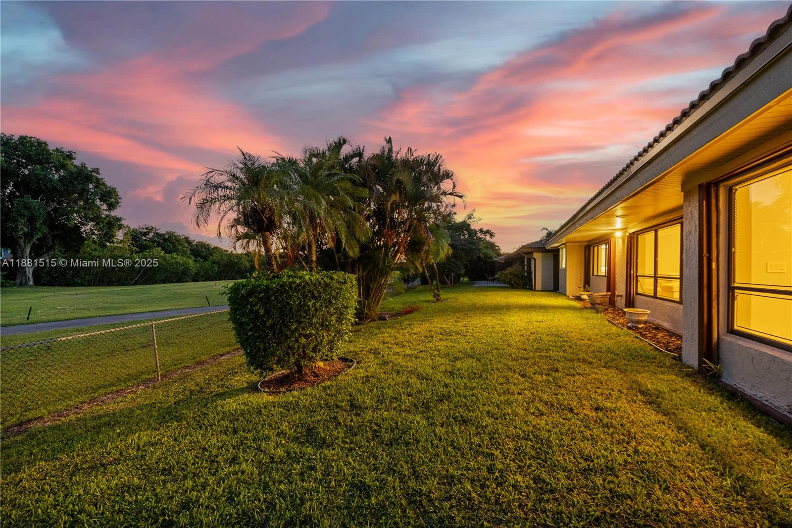 The Villa Residences Of Em - Residential Lease