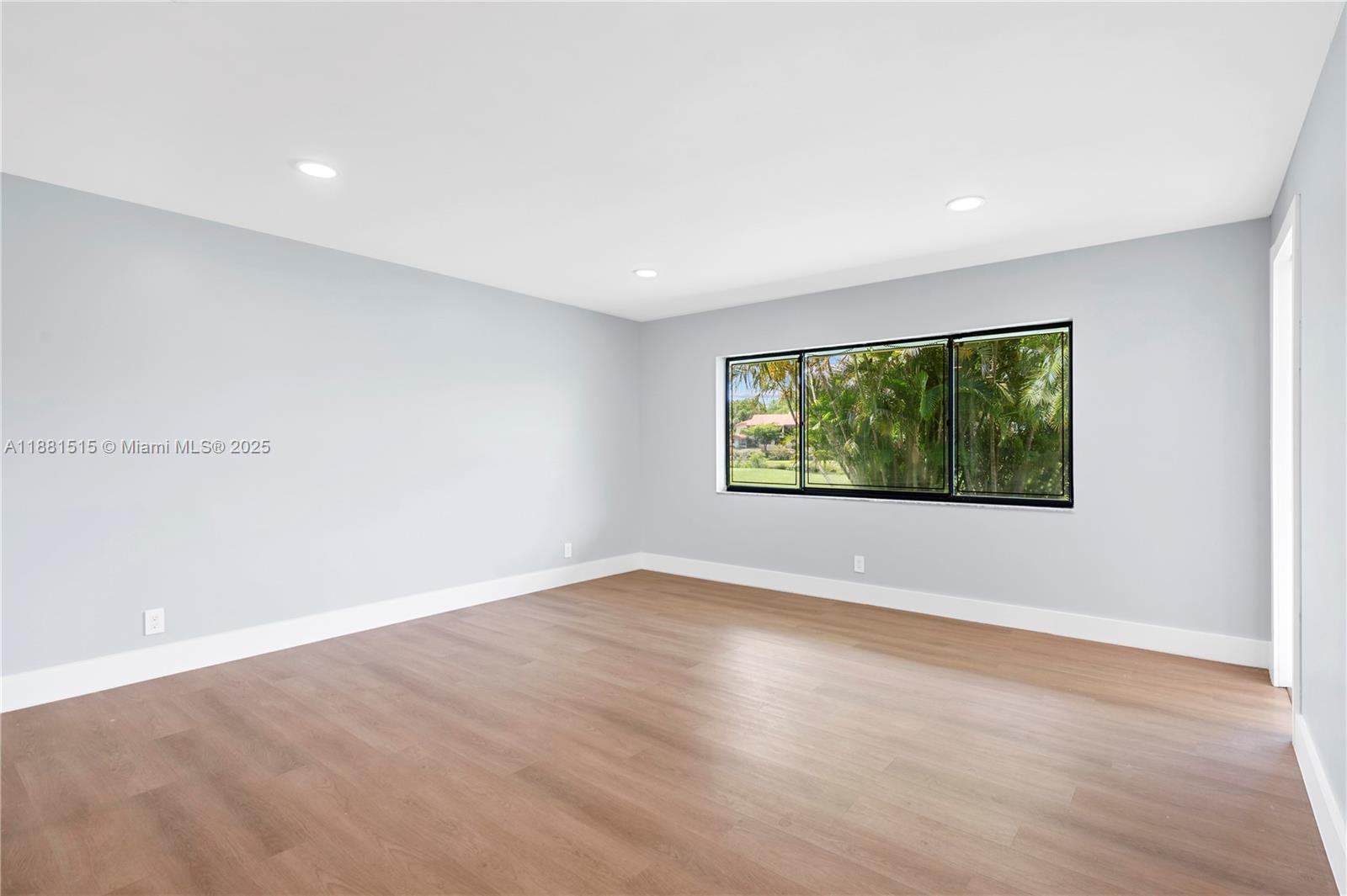The Villa Residences Of Em - Residential Lease