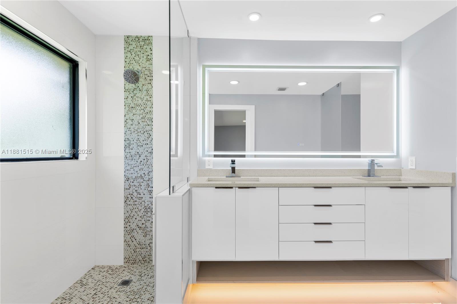 The Villa Residences Of Em - Residential Lease