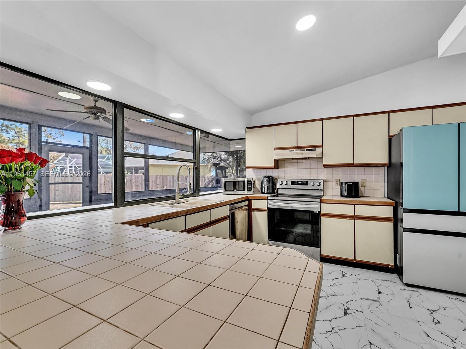 PORT ST LUCIE SECTION 10 - Residential