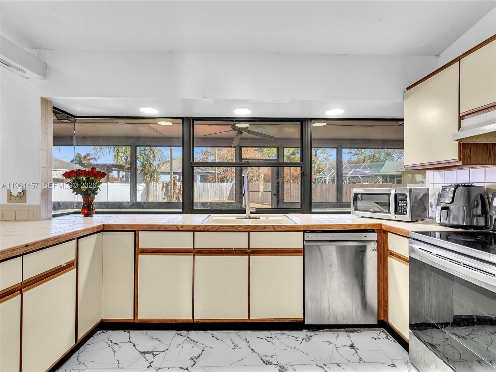 PORT ST LUCIE SECTION 10 - Residential