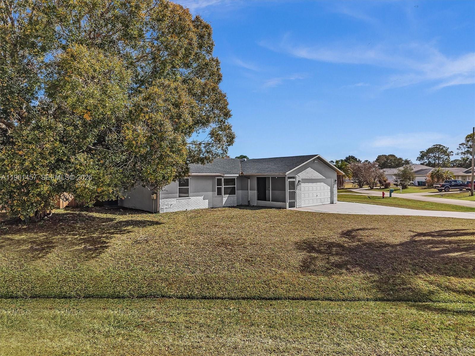 PORT ST LUCIE SECTION 10 - Residential