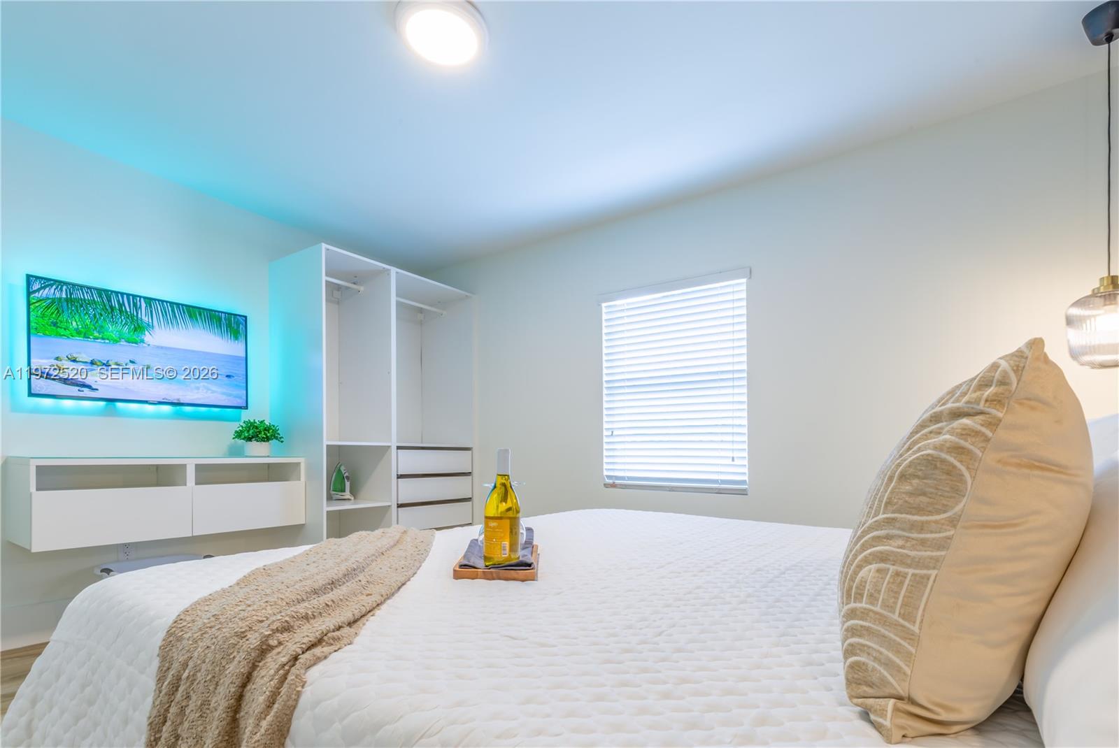 KENWOOD SUB - Residential Income