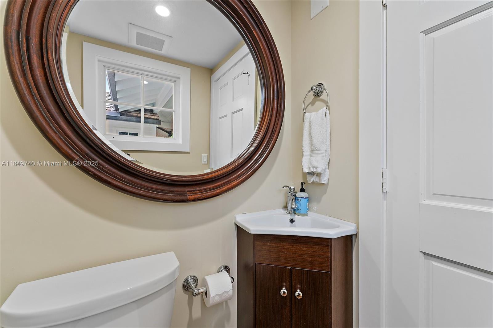 BON AIR BEACH - Residential