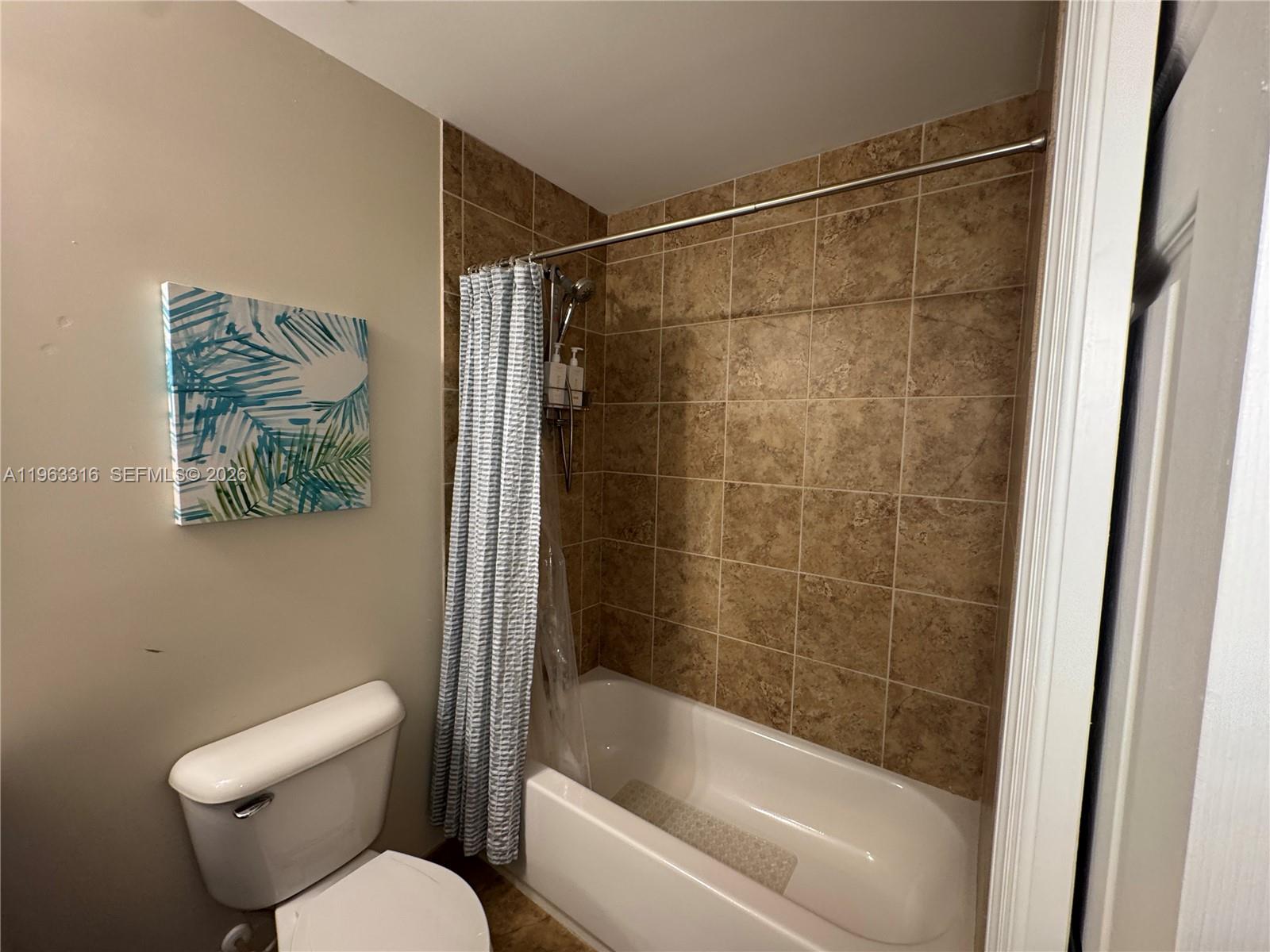 SANTA BARBARA ESTATES - Residential Lease