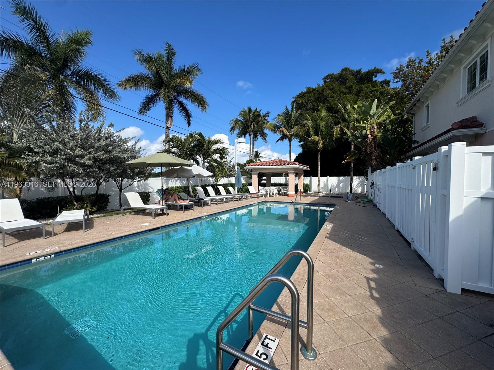SANTA BARBARA ESTATES - Residential Lease