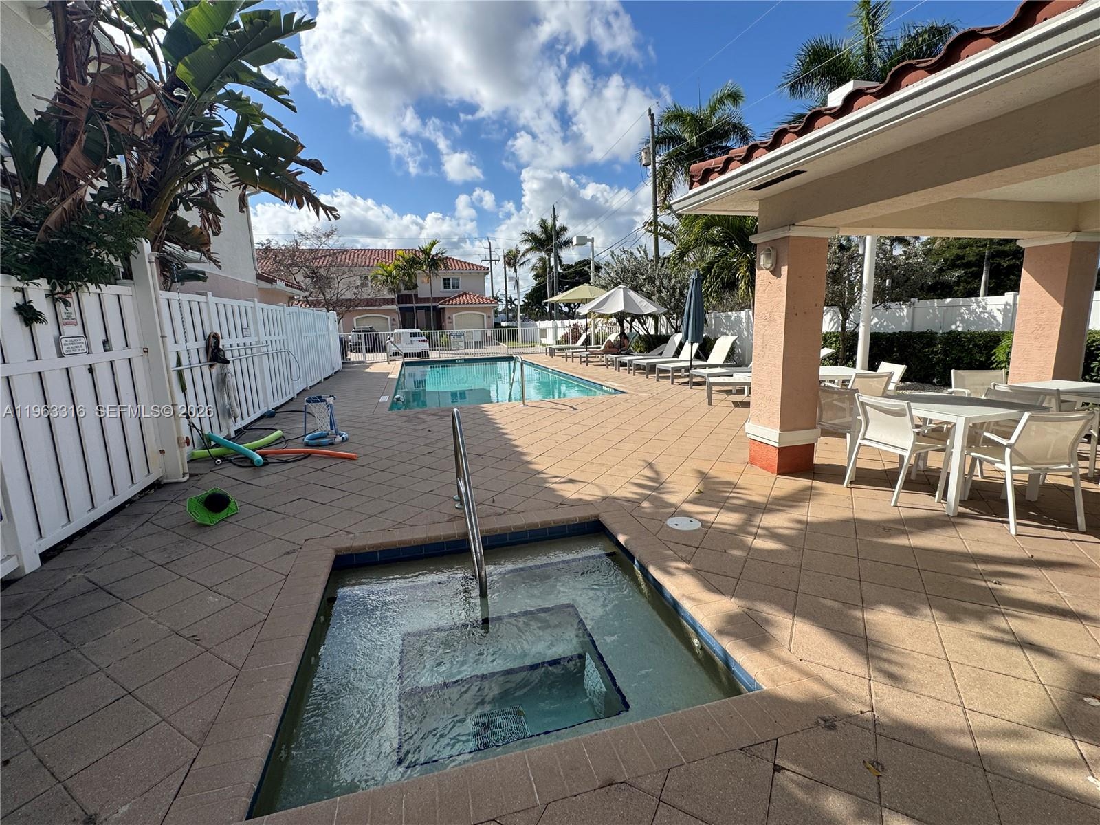 SANTA BARBARA ESTATES - Residential Lease