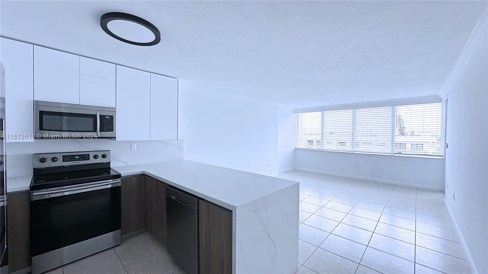 Rental Property at 8233 Harding Ave 606, Miami Beach, Miami-Dade County, Florida - Bedrooms: 2 
Bathrooms: 2  - $2,950 MO.