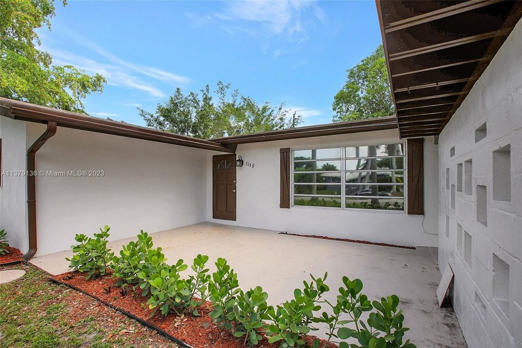Photo of 5386 Balsam Ter, Plantation, FL 33317 (MLS # A11379136)