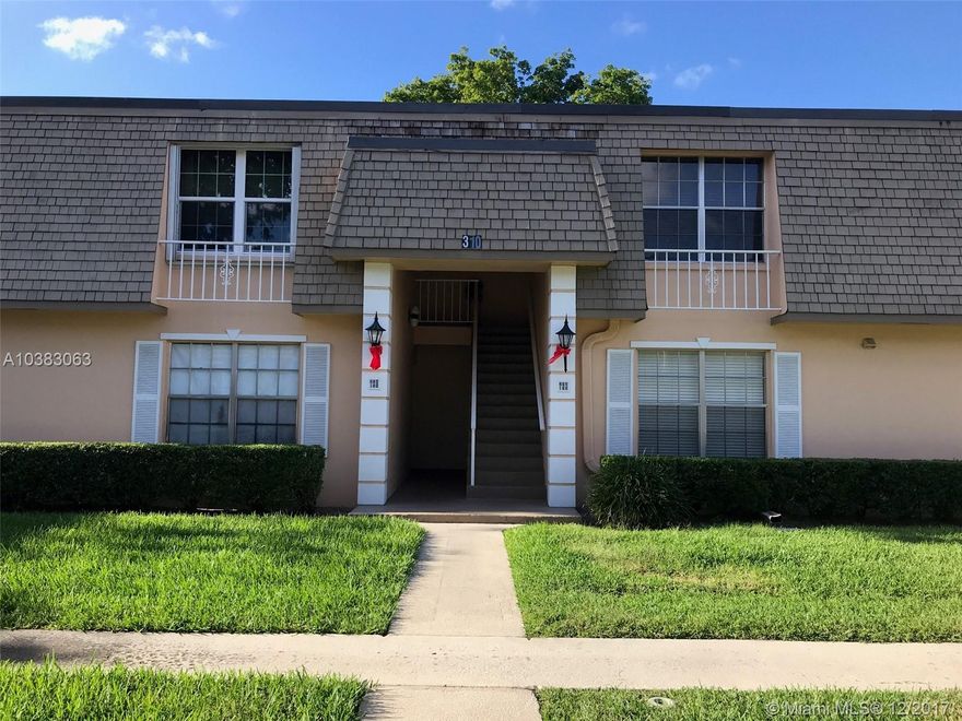 Great second floor unit in Plantation. Hurry and see this spacious 2 bed - 1 bath with washer and dryer in the unit. New A/C 2017 New roof 2016. Newer water heater, stove, and refrigerator.  All ages welcomed. Pets OK. Water and Cable incl in maint. Assoc requires 20% down payment. ASSESSMENTS HAVE BEEN PAID BY THE SELLER !!!
