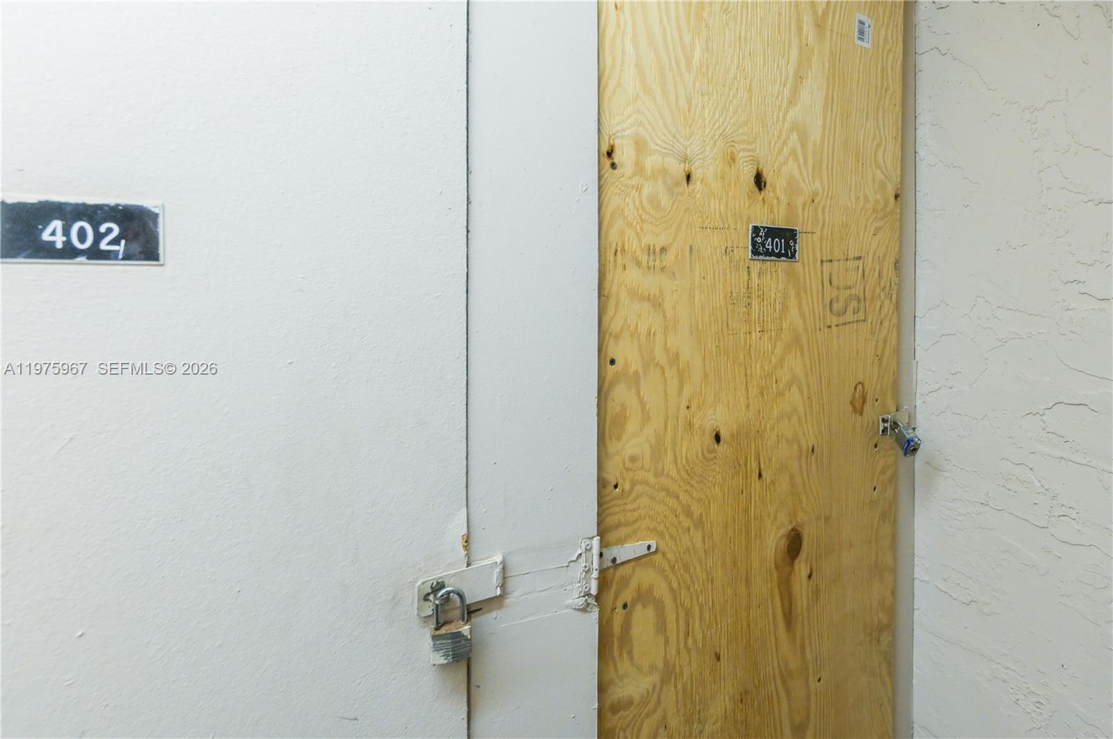 MEADOWBROOK LAKES VIEW CO - Residential