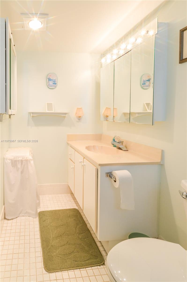 MEADOWBROOK LAKES VIEW CO - Residential