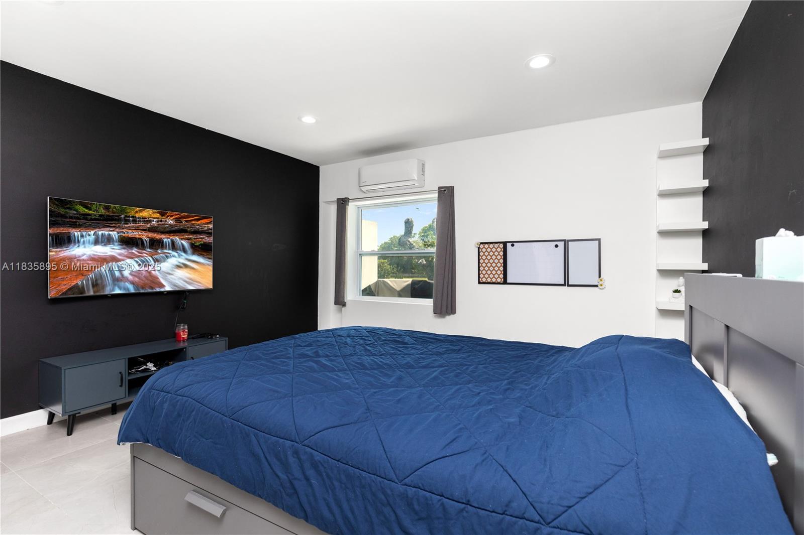 WOODLANDS SEC FIVE - Residential