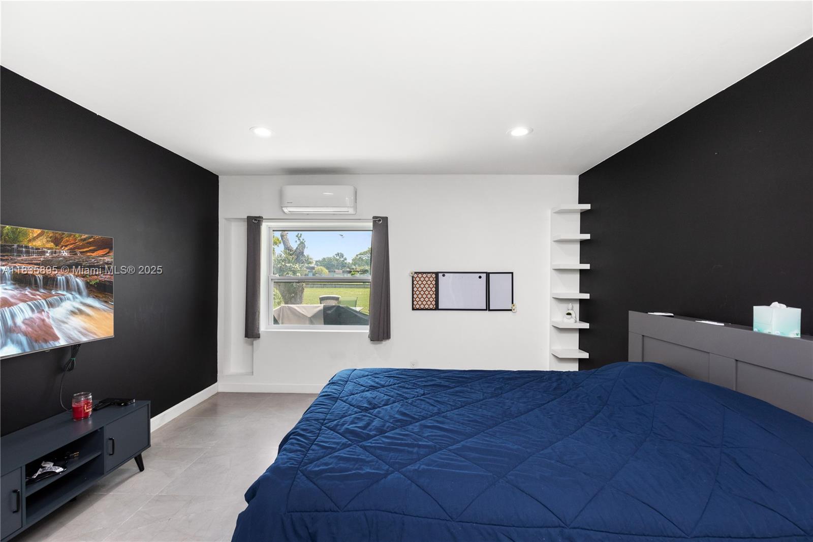 WOODLANDS SEC FIVE - Residential