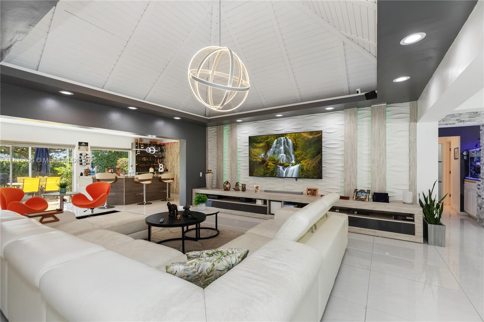 WOODLANDS SEC FIVE - Residential