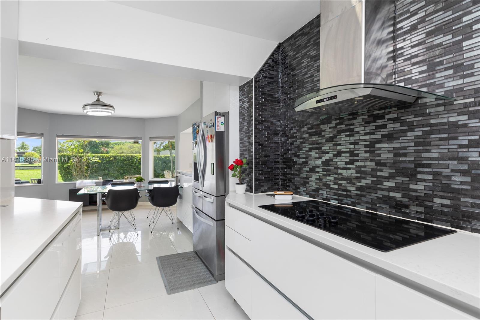 WOODLANDS SEC FIVE - Residential