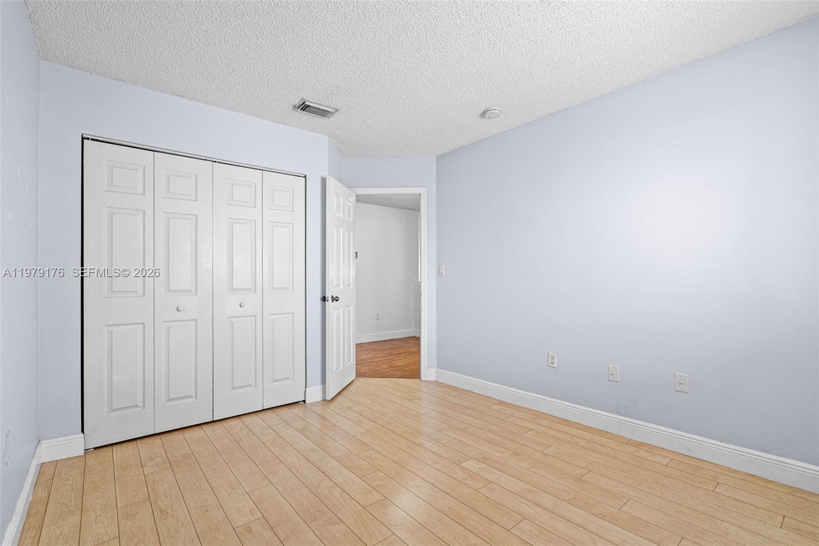 HEFTLERS LAGO MAR WEST - Residential