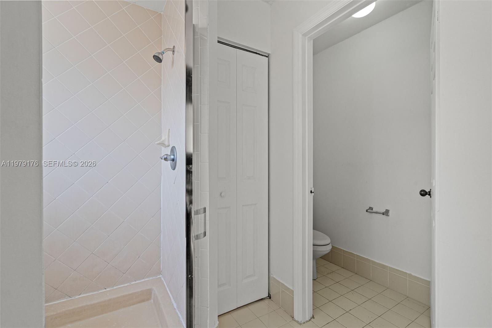 HEFTLERS LAGO MAR WEST - Residential