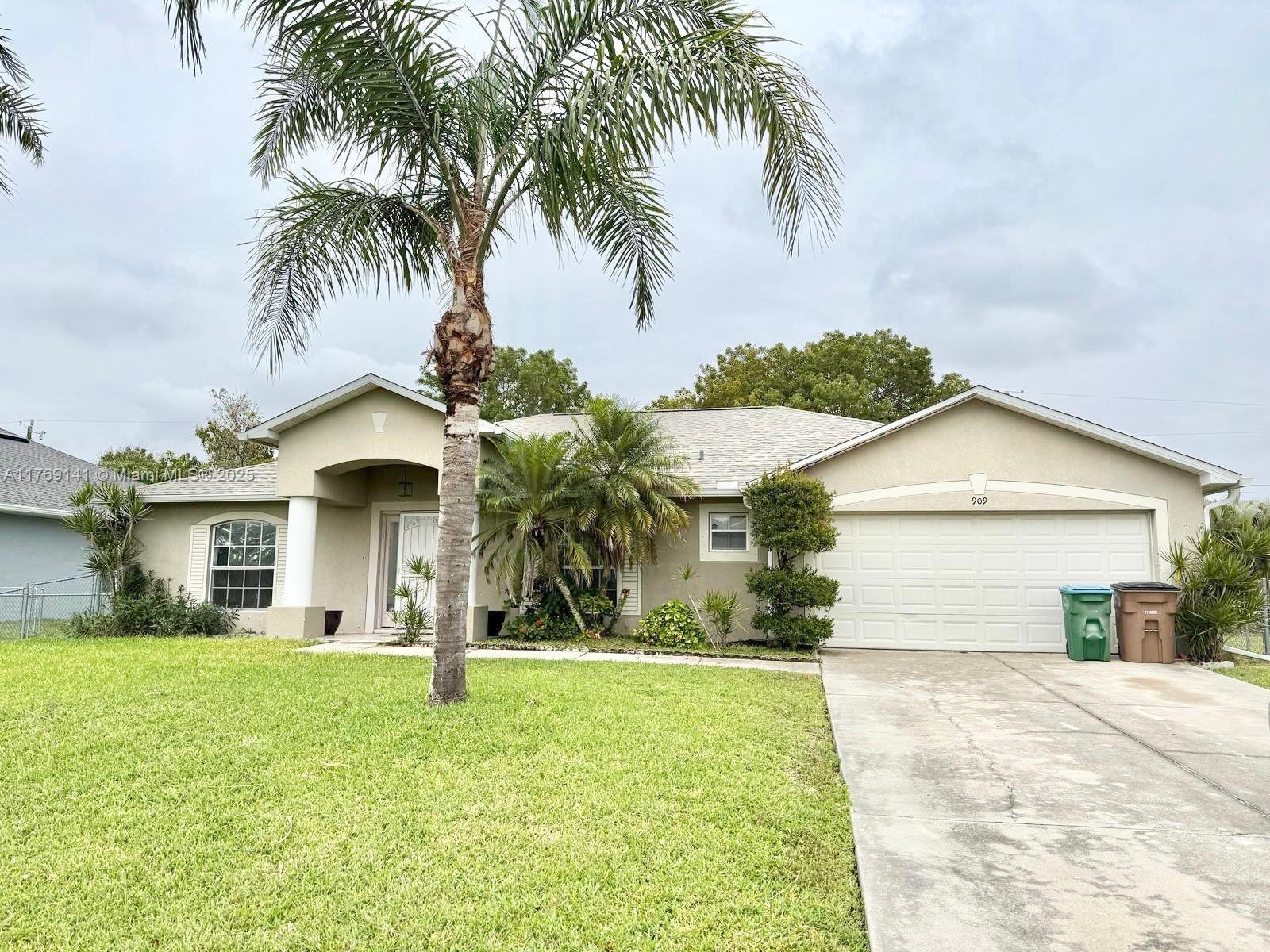 Rental Property at 909 Sw 10th Place -, Cape Coral, Lee County, Florida - Bedrooms: 4 
Bathrooms: 2  - $2,500 MO.