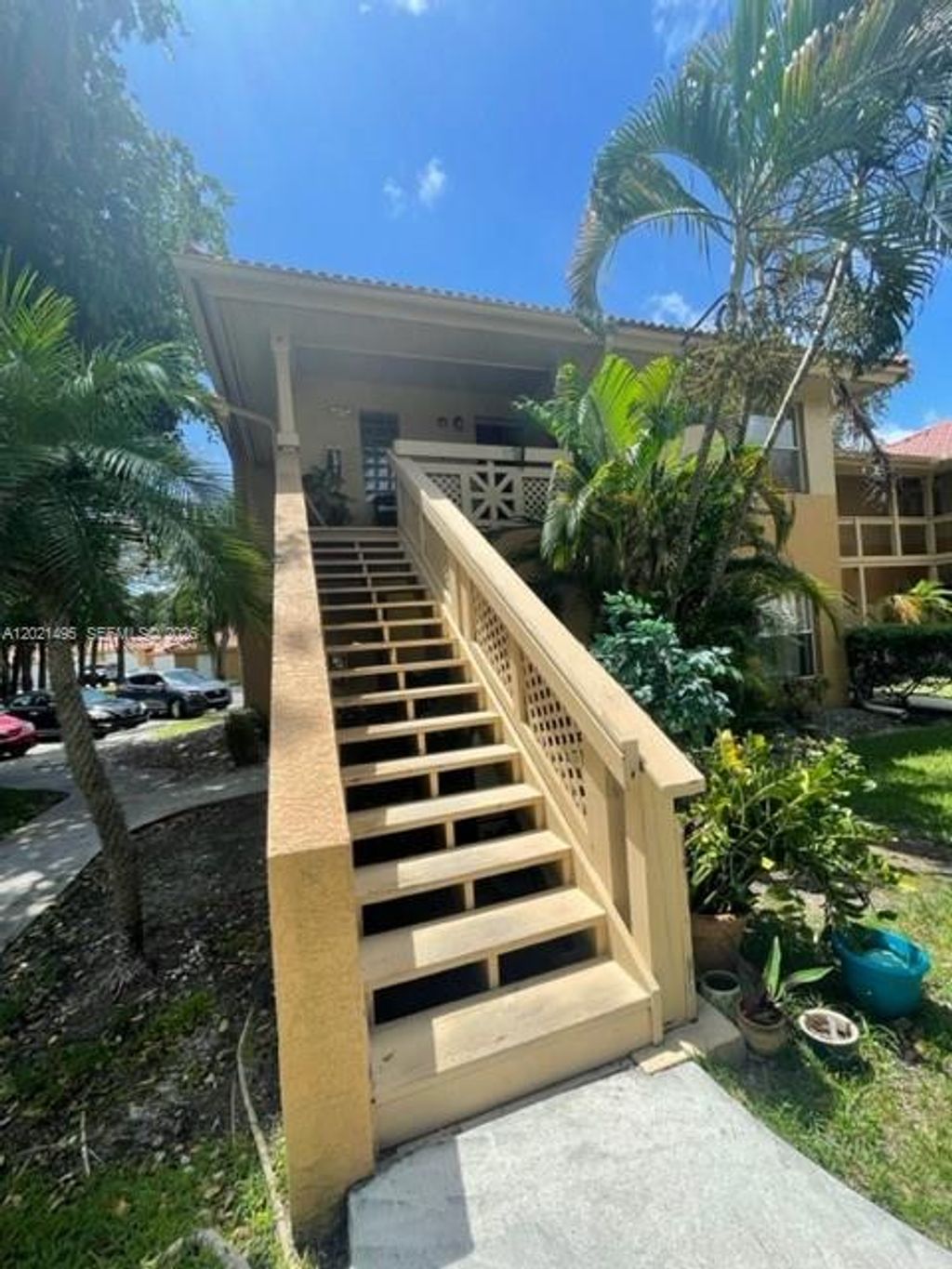 Photo of 4767 Via Palm Lks #209, West Palm Beach, FL 33417 (MLS # A12021495)