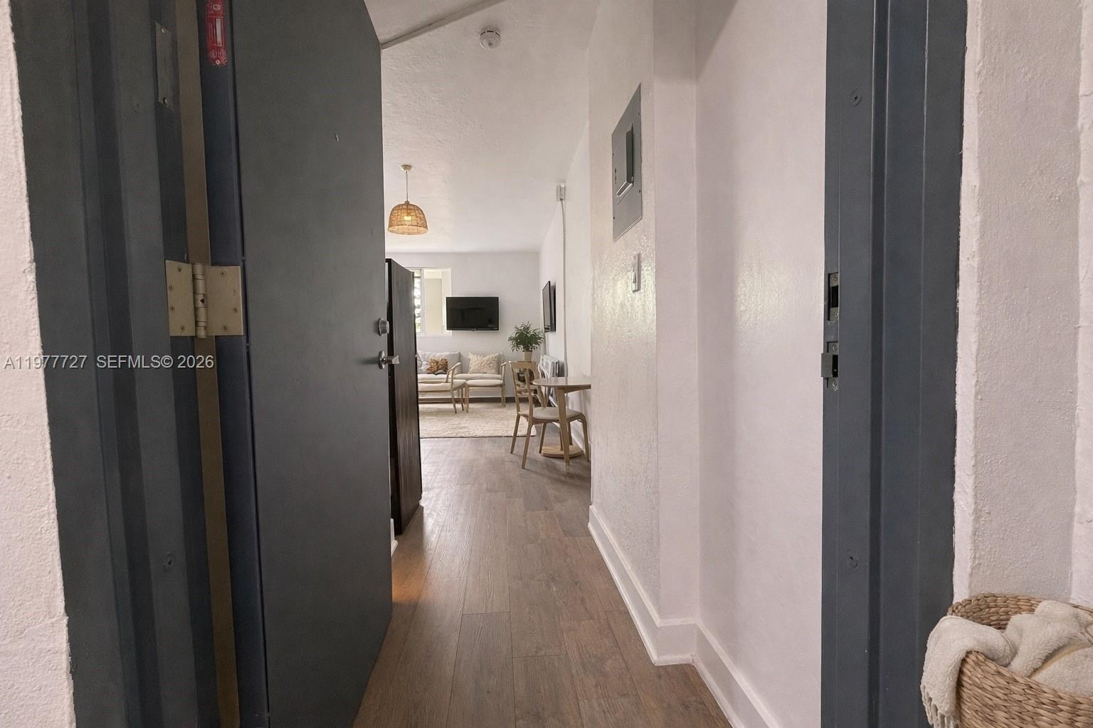 CITY OF MIAMI SOUTH - Residential Lease