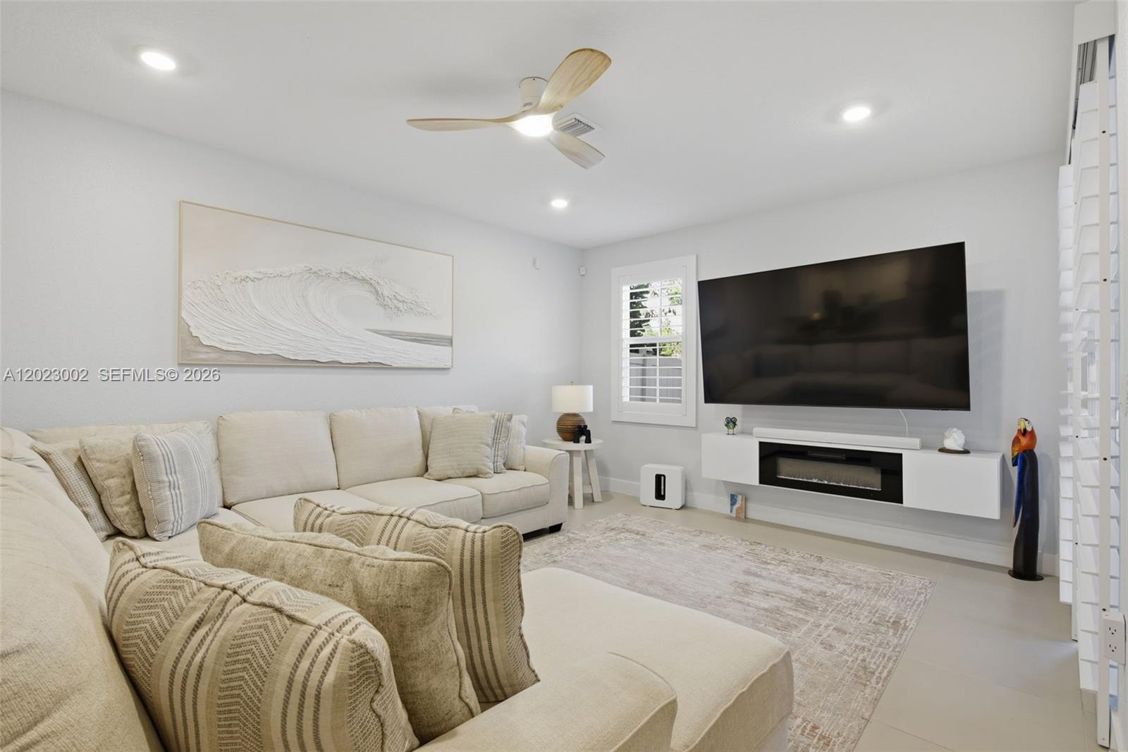 MERRICK SQUARE - Residential
