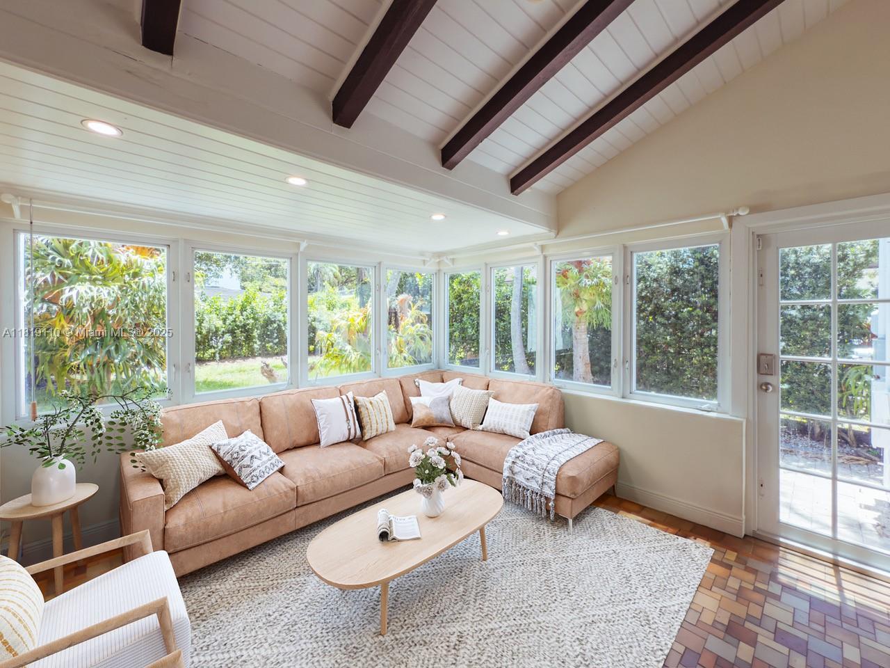 CORAL GABLE COUNTRY CLUB - Residential