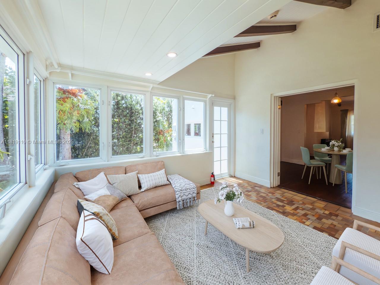 CORAL GABLE COUNTRY CLUB - Residential