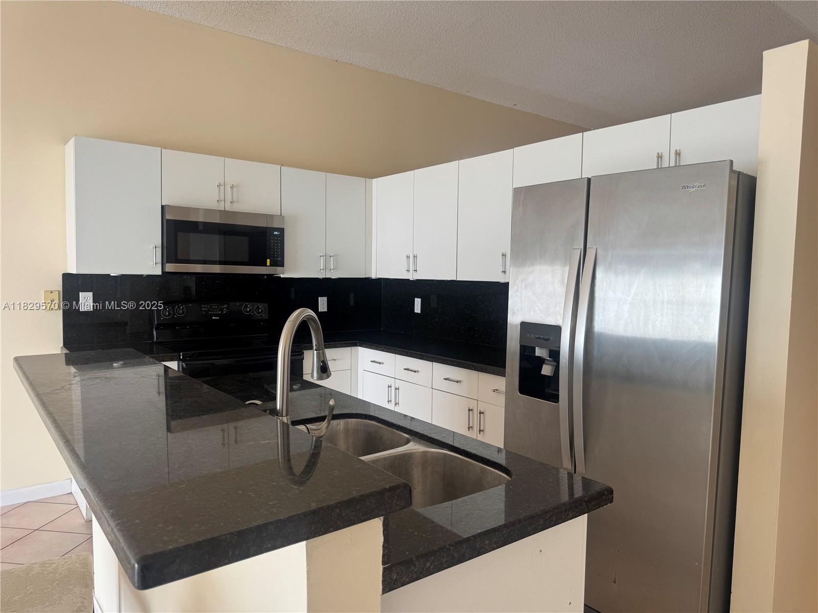 SILVER LAKES PHASE III - Residential