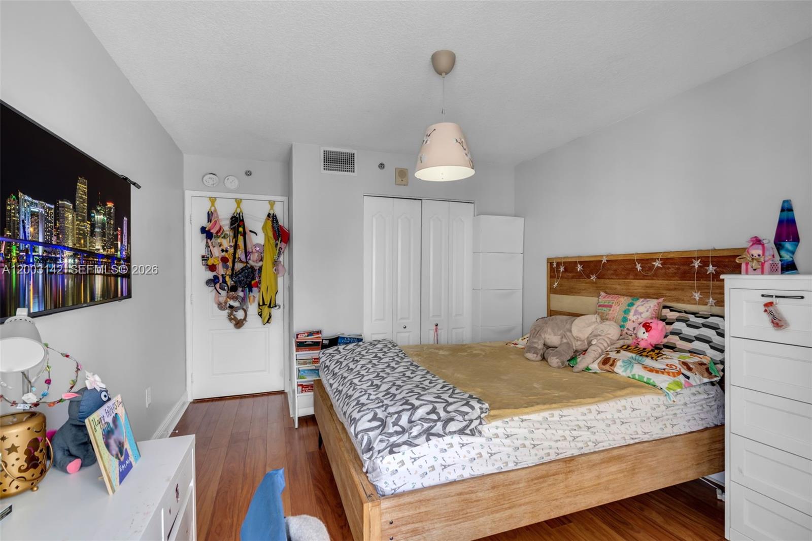 THE CLUB AT BRICKELL BAY - Residential