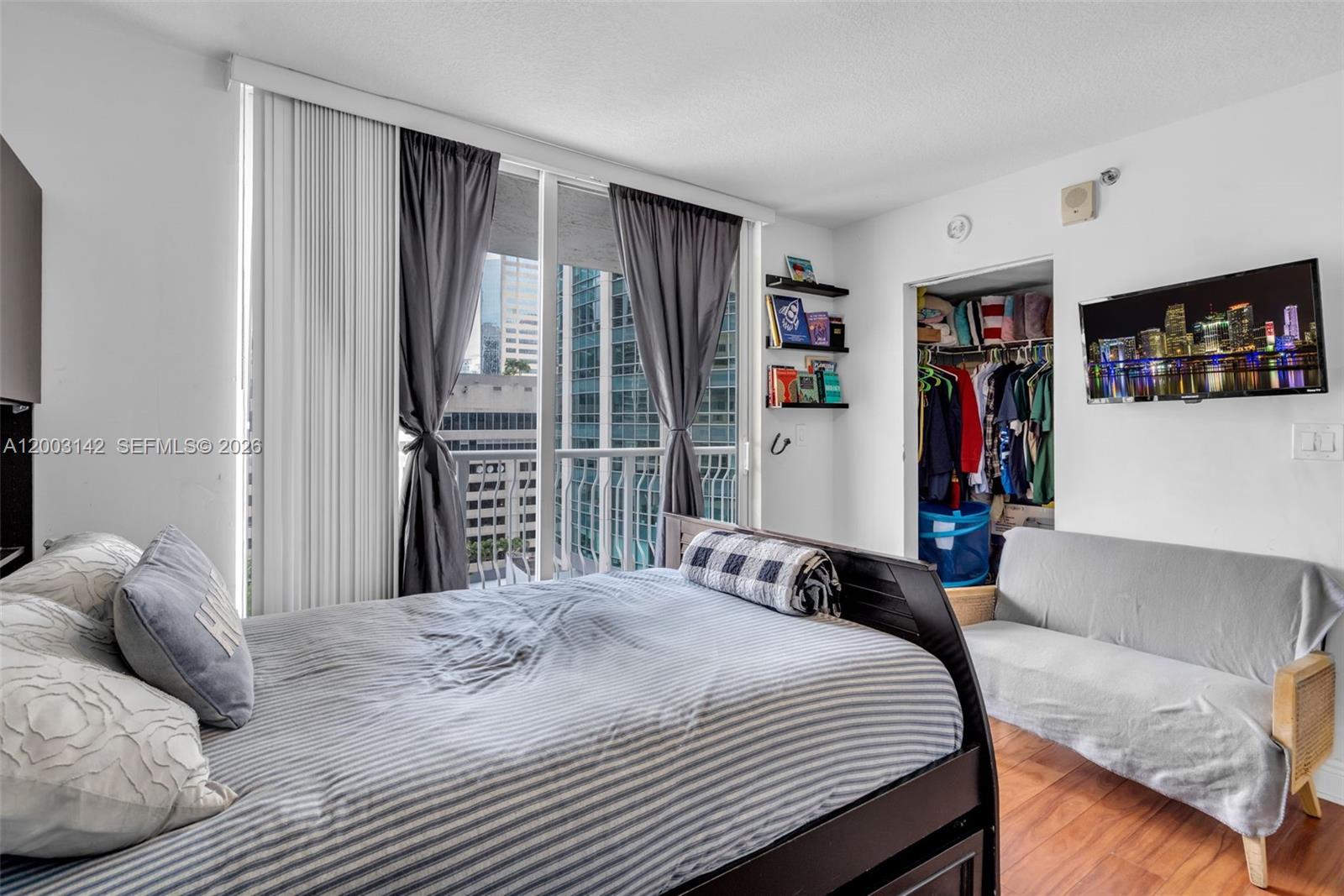 THE CLUB AT BRICKELL BAY - Residential