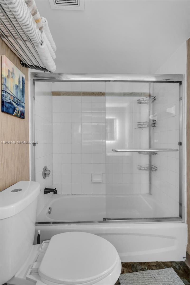 THE CLUB AT BRICKELL BAY - Residential