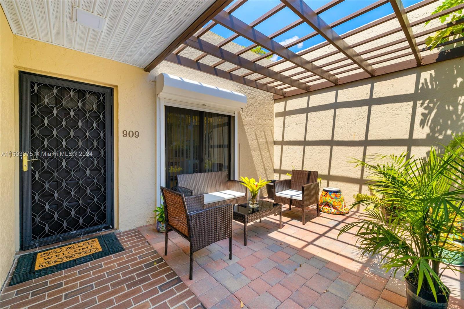 PINEBROOK LAKES CONDO - Residential