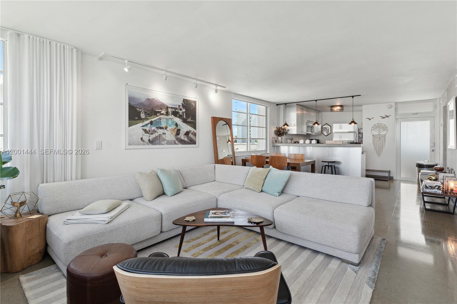 BONNE VIE CONDO - Residential