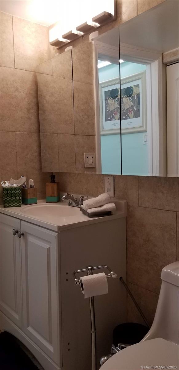 12590 CORONADO TOWERS CON - Residential