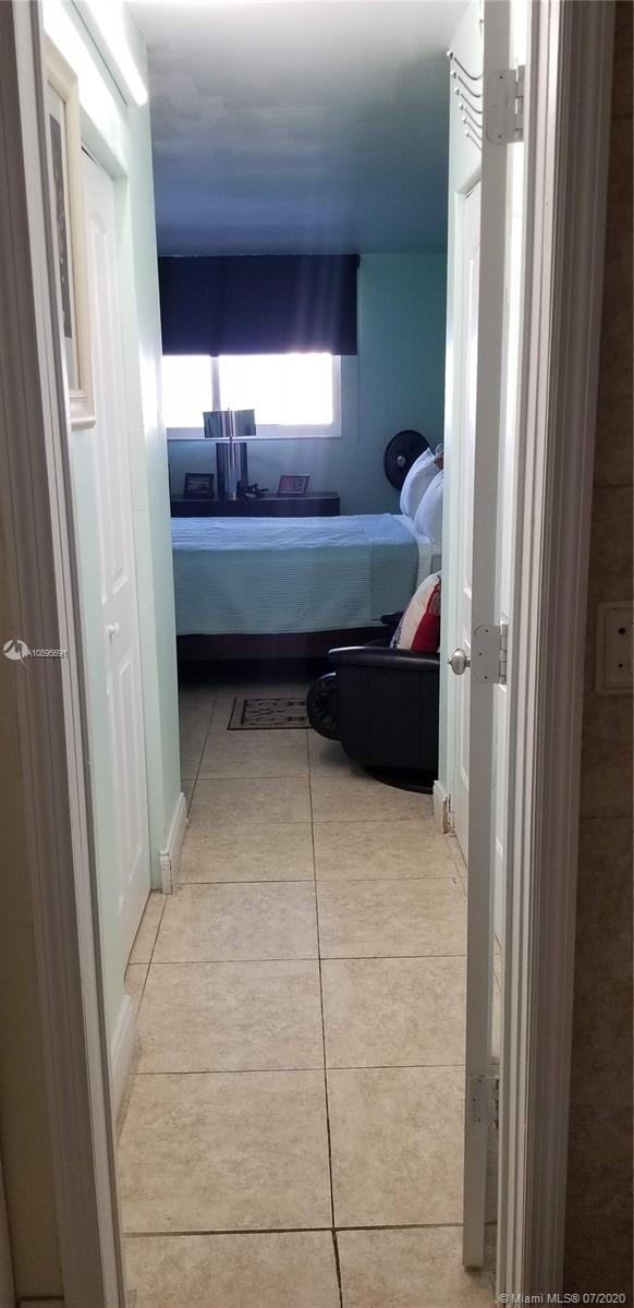 12590 CORONADO TOWERS CON - Residential