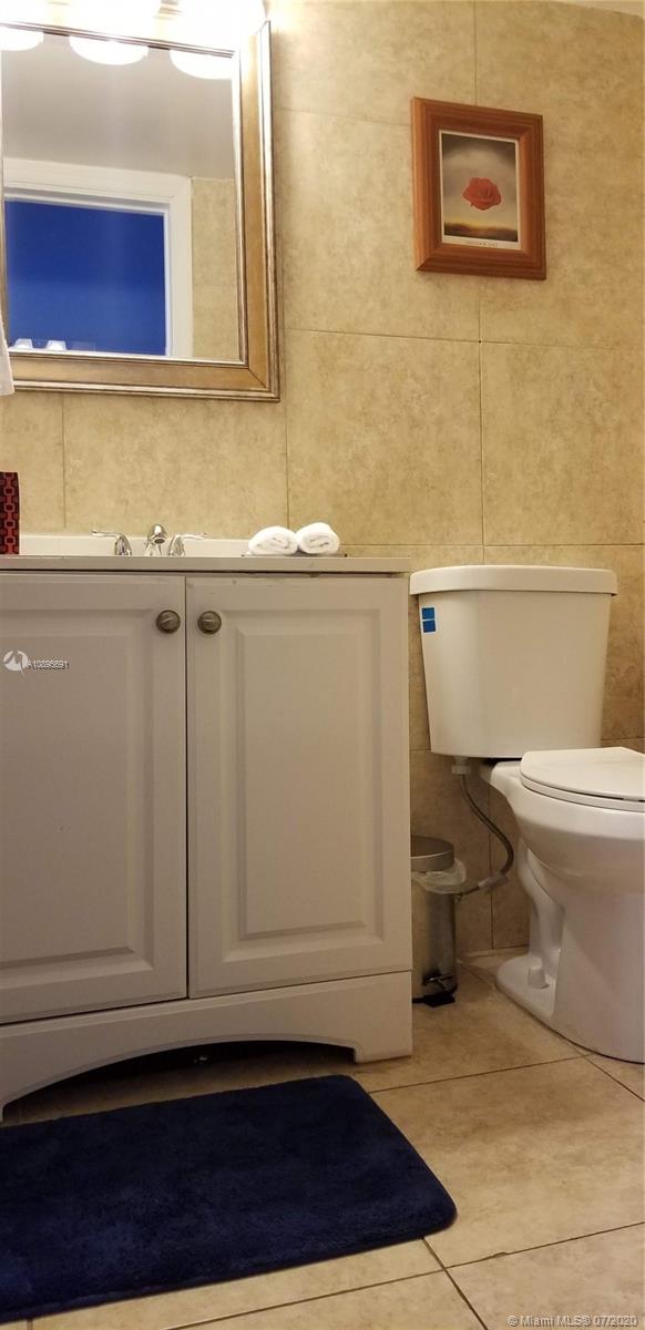 12590 CORONADO TOWERS CON - Residential