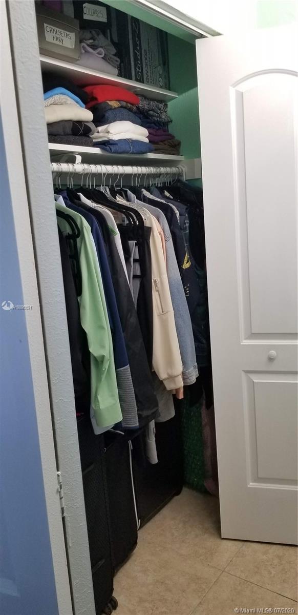 12590 CORONADO TOWERS CON - Residential