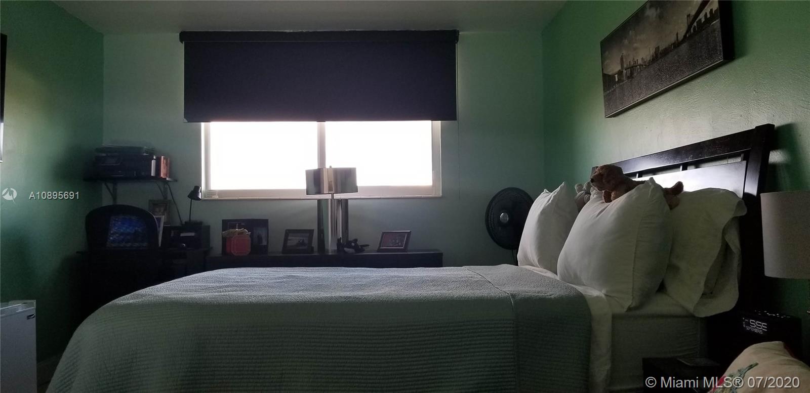 12590 CORONADO TOWERS CON - Residential