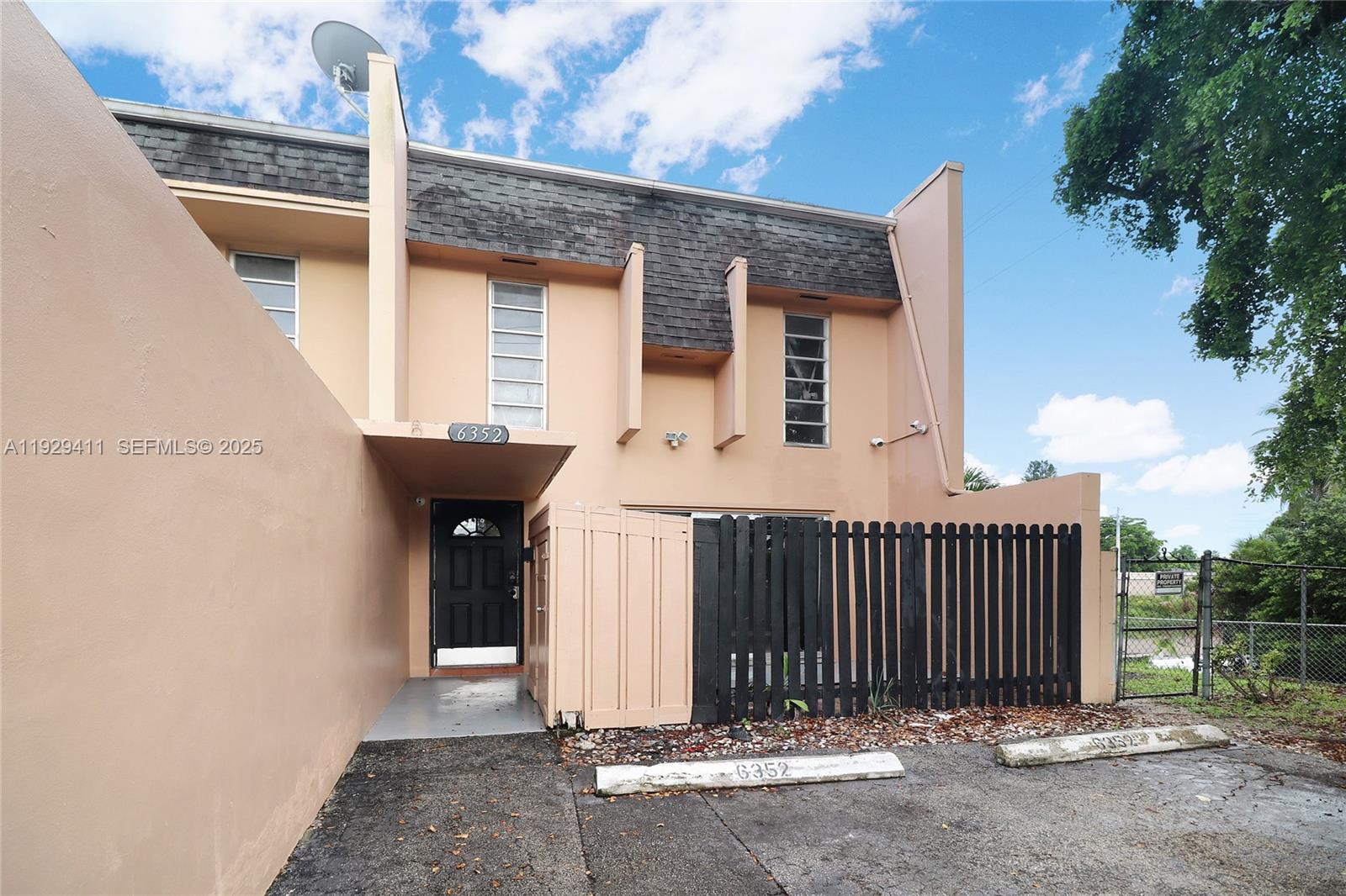 HIGHLANDS OF TAM O SHANTE - Residential