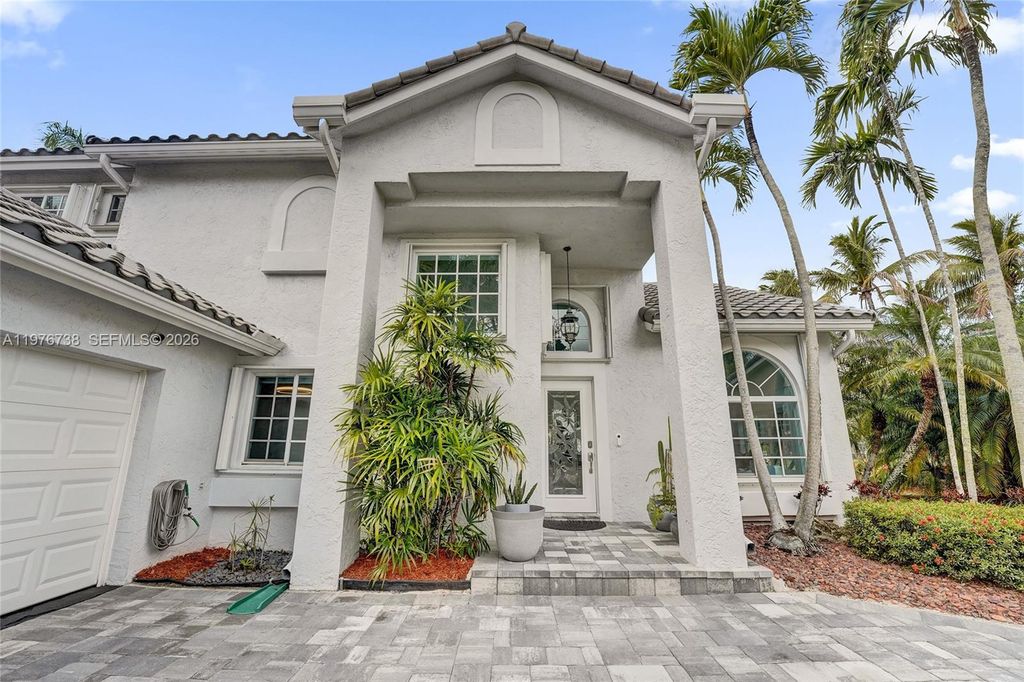 Photo of 1078 Laguna Springs Dr, Weston, FL 33326 (MLS # A11976738)