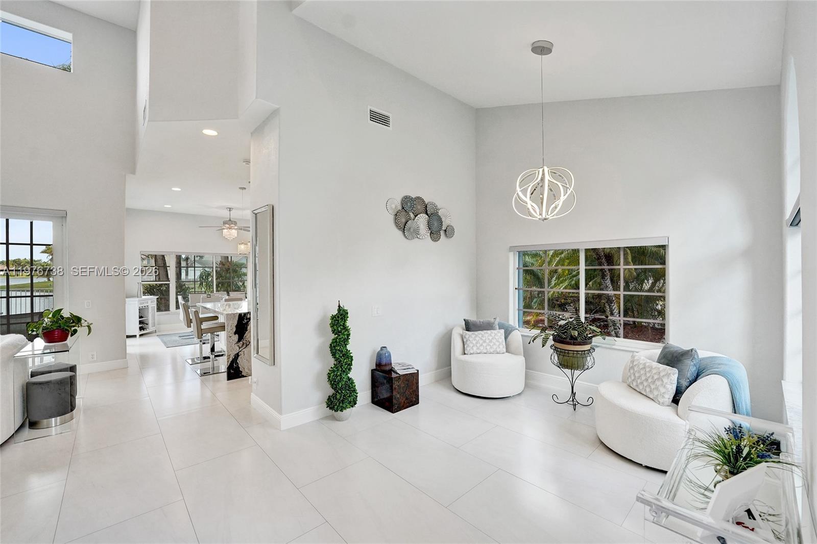 1078 Laguna Springs Dr