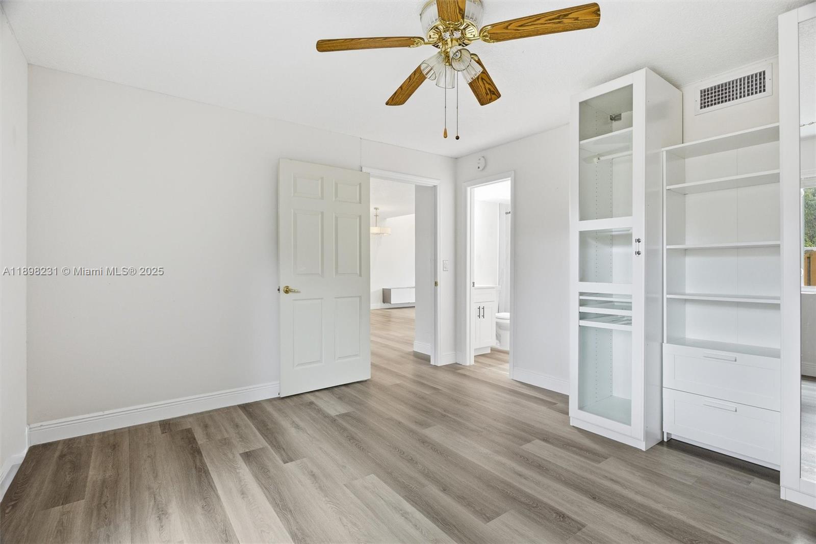 FLAMINGO GARDENS - Residential Lease