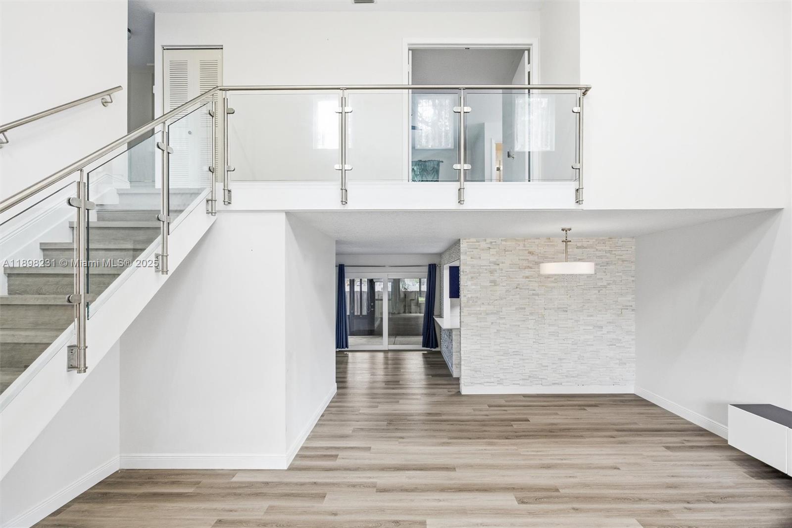 FLAMINGO GARDENS - Residential Lease