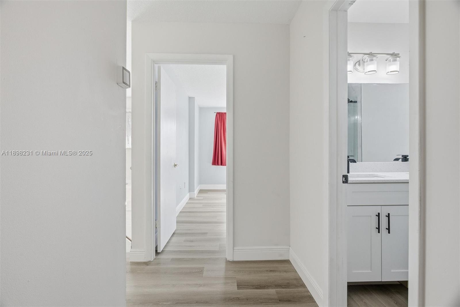 FLAMINGO GARDENS - Residential Lease