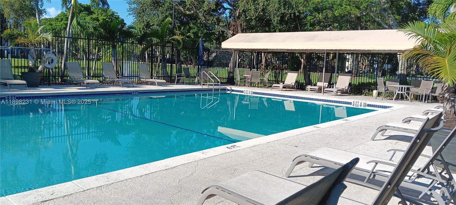 FLAMINGO GARDENS - Residential Lease